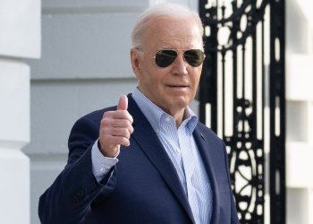 US President Joe Biden, pictured leaving the White House on March 19, 2024, said he would sign the funding deal 'immediately' / ©AFP