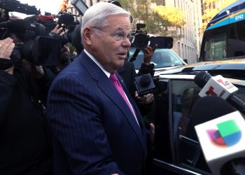 Menendez has rejected calls for his resignation, but in September relinquished his chairmanship of the powerful Senate Foreign Relations Committee / ©AFP