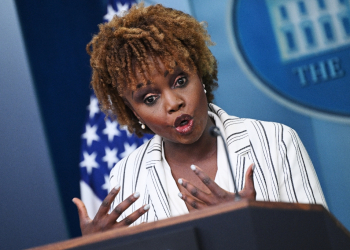 White House Press Secretary Karine Jean-Pierre speaks during the daily briefing in the Brady Briefing Room of the White House in Washington, DC, on April 29, 2024. / ©AFP