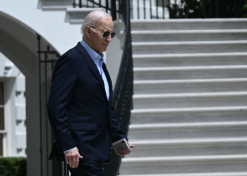 US President Joe Biden walks to Marine One on the South Lawn of the White House in Washington, DC / ©AFP
